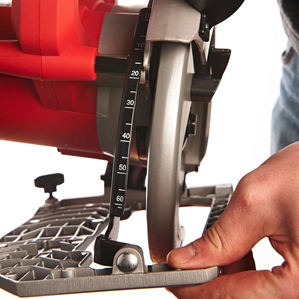 Milwaukee 184 mm -es körfűrész | CS 60 (4933419225) Milwaukee 184 mm -es körfűrész | CS 60 (4933419225)